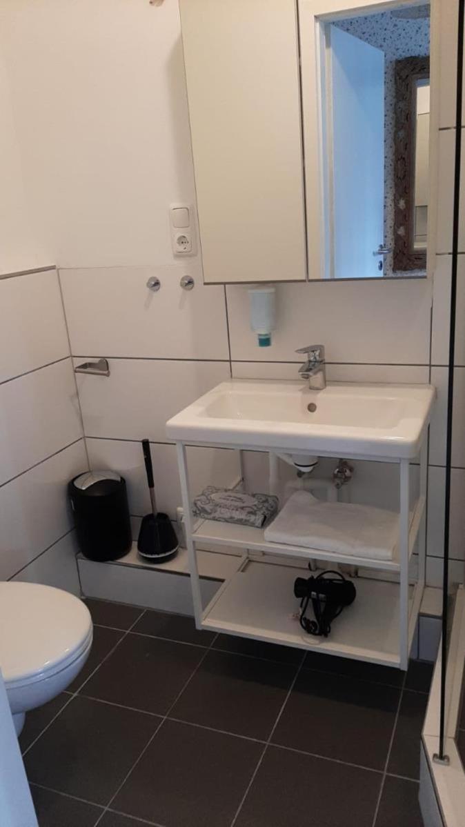 Ferienwohnung Stubenglueck 54, Zentrale Lage Im Schoenen Sasel Hamburg-Harburg Exteriör bild